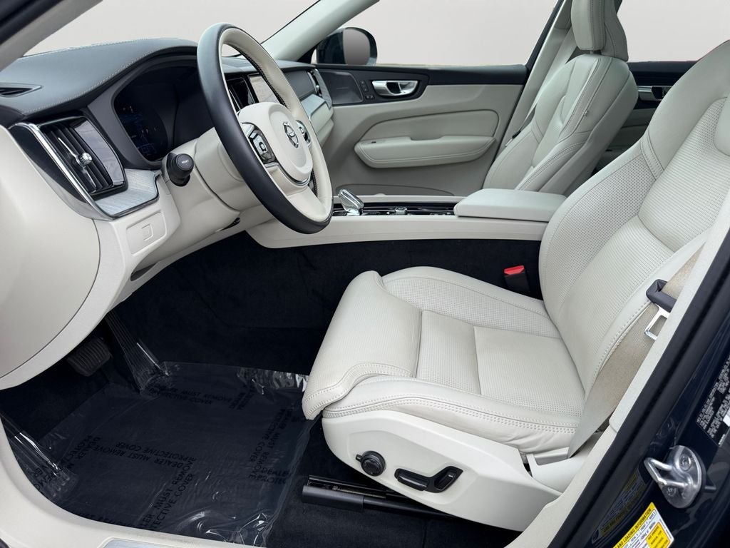 2024 Volvo XC60 B5 Ultimate Dark Theme Volvo Certified