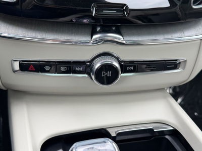 2024 Volvo XC60 B5 Ultimate Dark Theme Volvo Certified