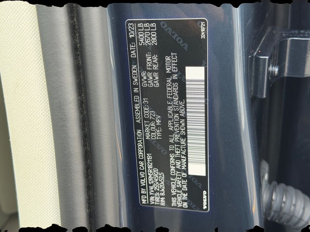 2024 Volvo XC60 B5 Ultimate Dark Theme Volvo Certified