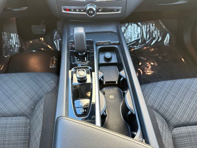 2023 Volvo XC60 B5 Core Volvo Certified