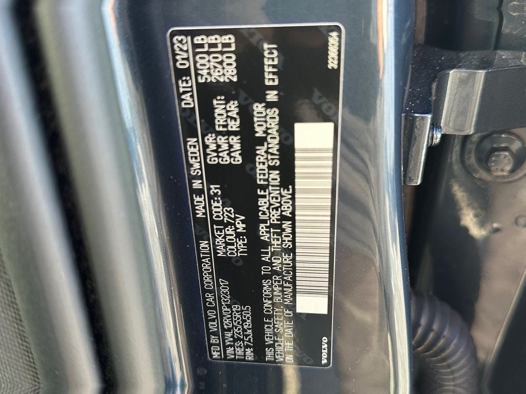 2023 Volvo XC60 B5 Core Volvo Certified