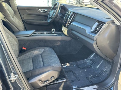 2023 Volvo XC60 B5 Core Volvo Certified