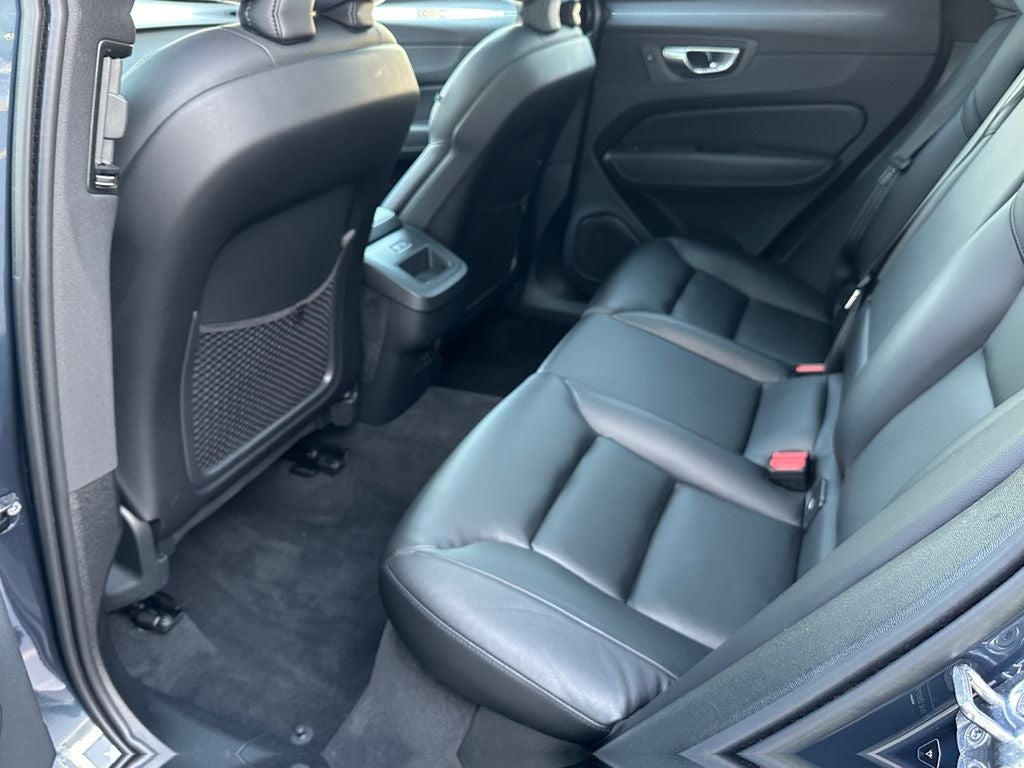 2023 Volvo XC60 B5 Core Volvo Certified