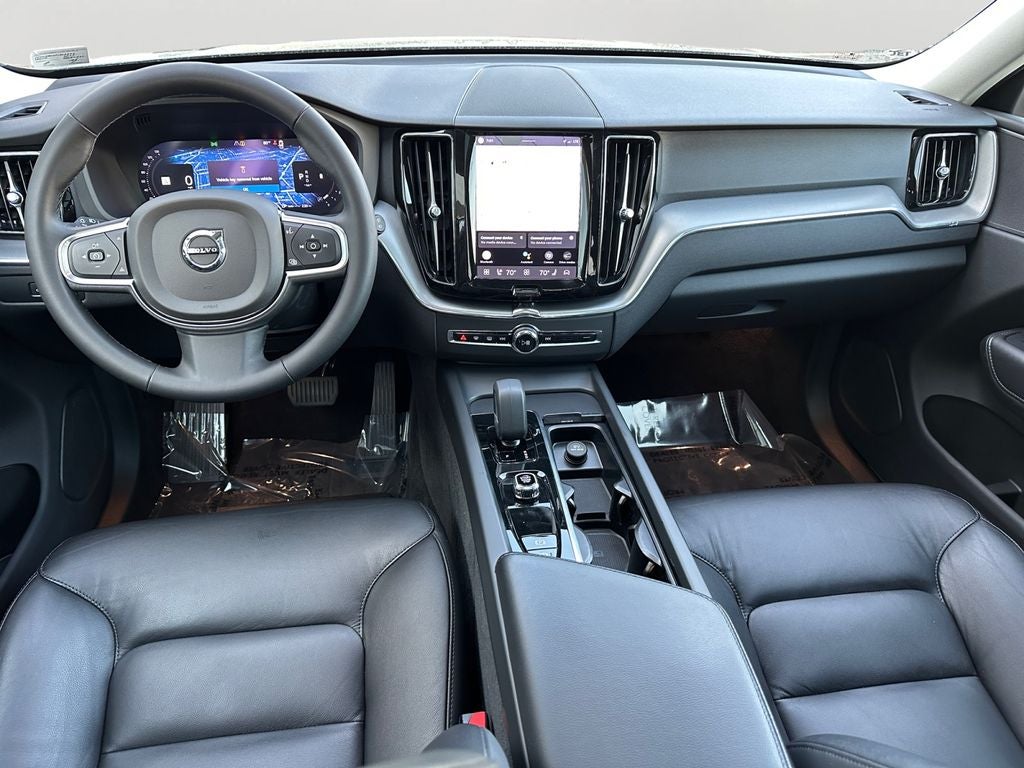 2023 Volvo XC60 B5 Core Volvo Certified