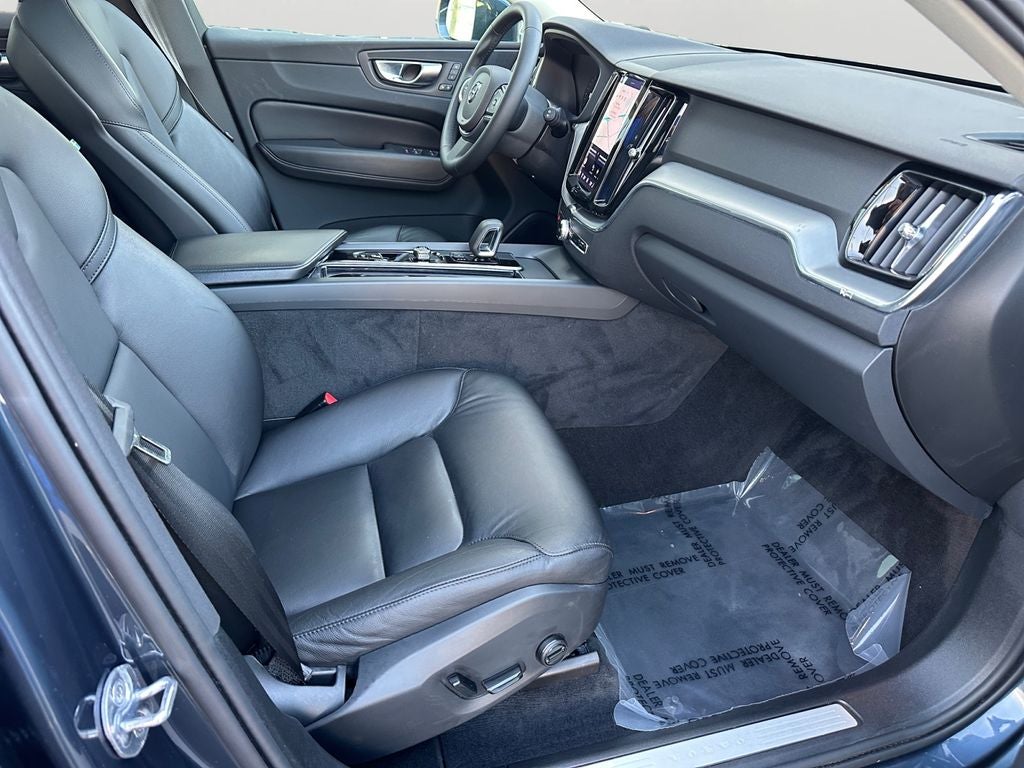 2023 Volvo XC60 B5 Core Volvo Certified