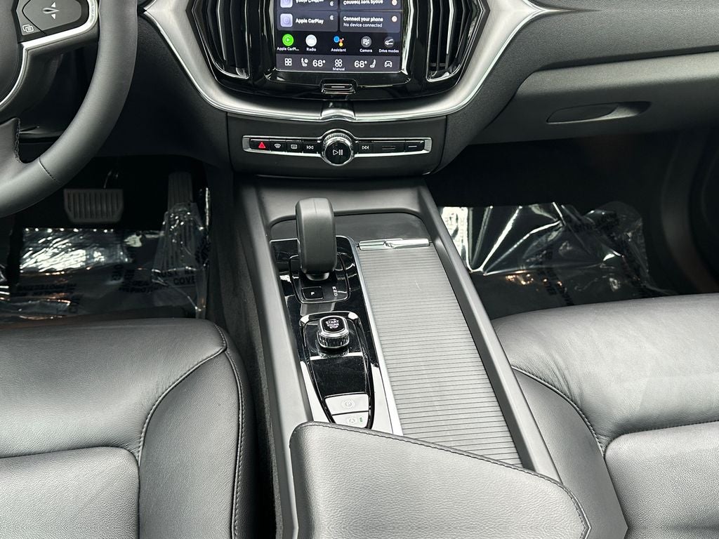 2023 Volvo XC60 B5 Core Volvo Certified