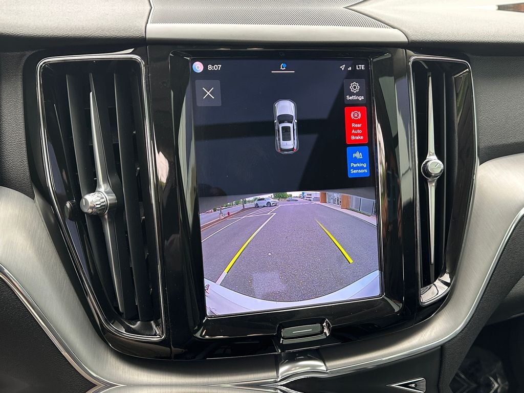 2023 Volvo XC60 B5 Core Volvo Certified