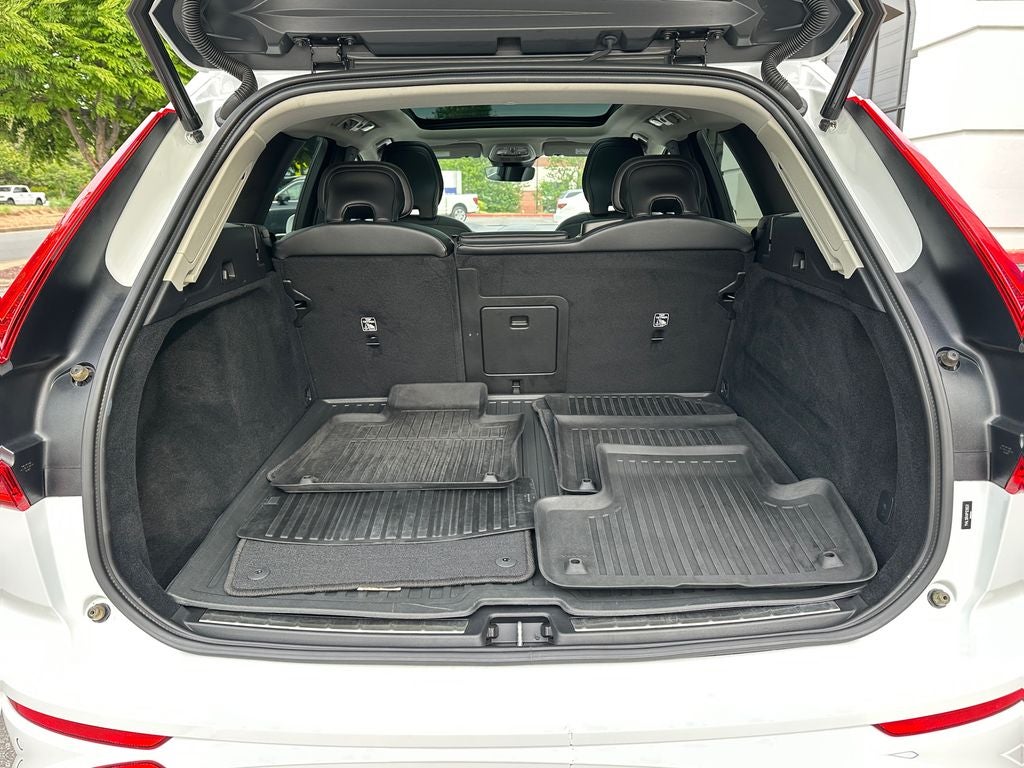 2023 Volvo XC60 B5 Core Volvo Certified