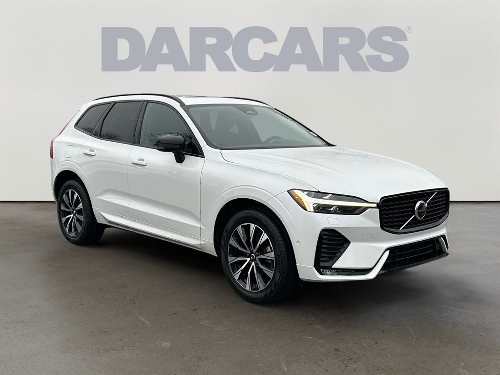 2023 Volvo XC60 B5 Plus Dark Theme