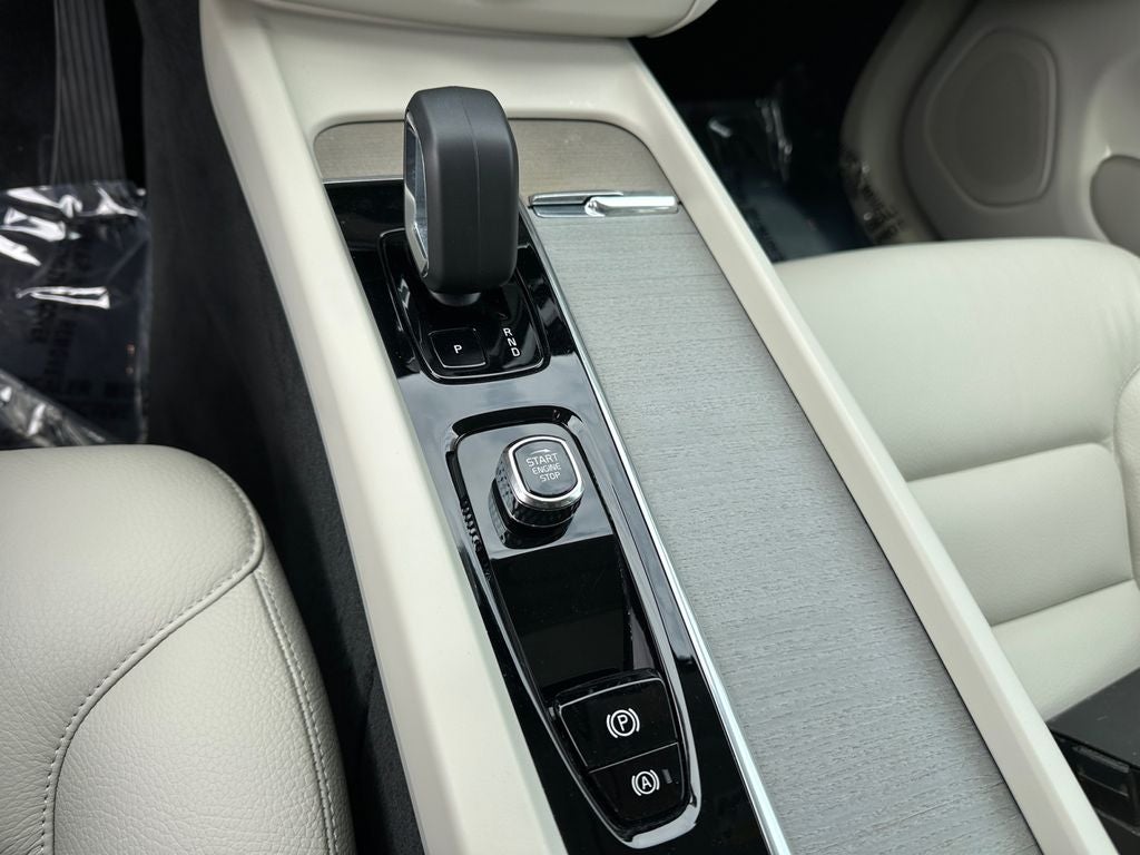 2023 Volvo XC60 B5 Plus Dark Theme Volvo Certified
