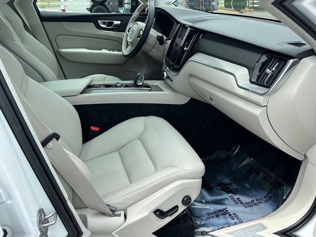 2023 Volvo XC60 B5 Plus Dark Theme Volvo Certified