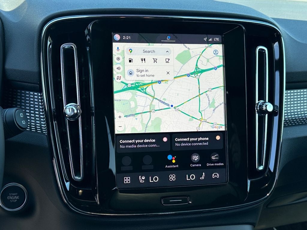 2025 Volvo XC40 B5 Plus Dark Theme Volvo Certified