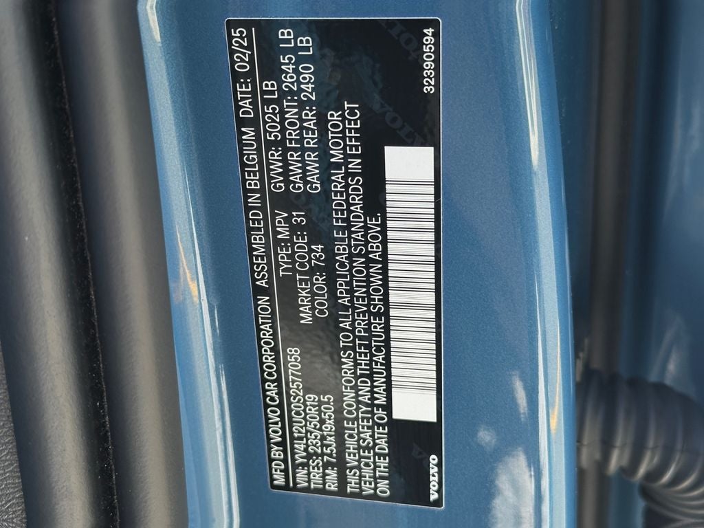 2025 Volvo XC40 B5 Plus Dark Theme Volvo Certified