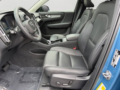 2025 Volvo XC40 B5 Plus Dark Theme Volvo Certified