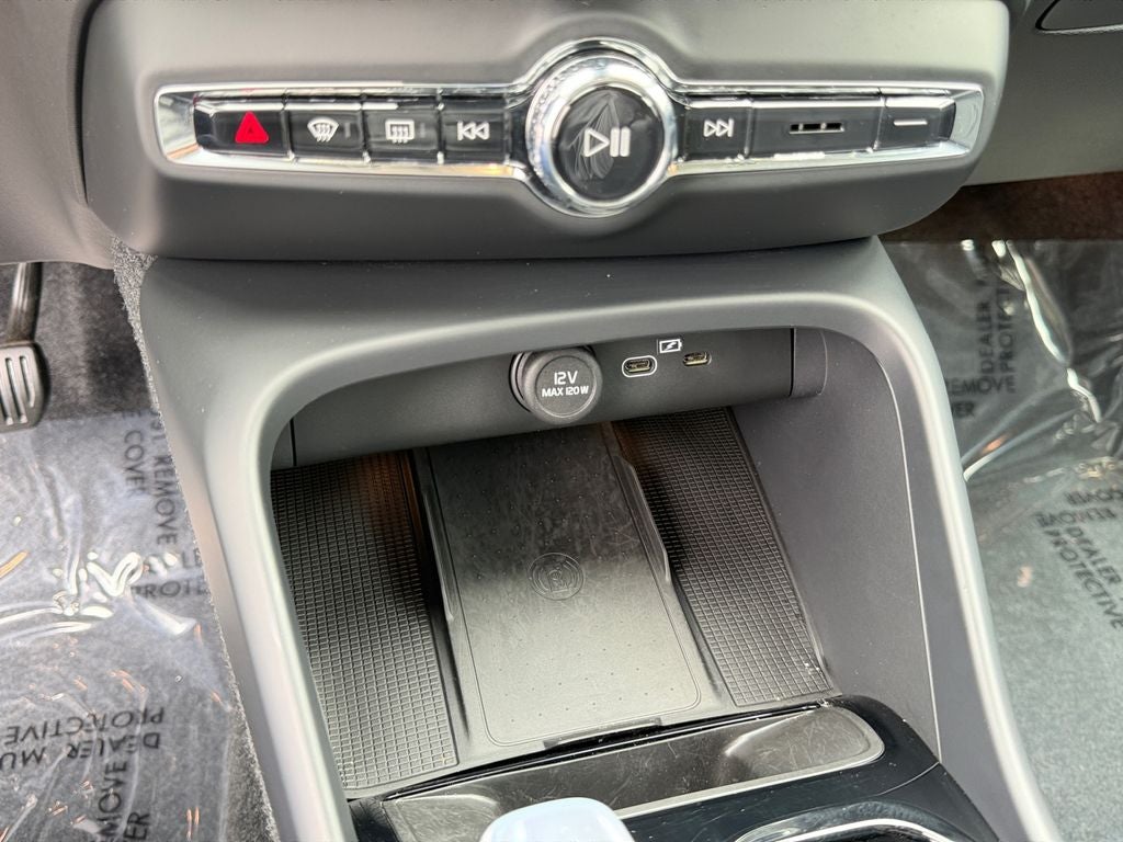 2025 Volvo XC40 B5 Plus Dark Theme Volvo Certified