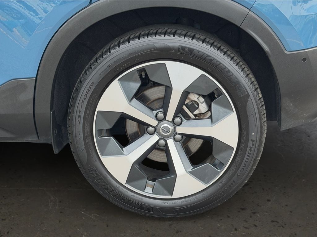 2025 Volvo XC40 B5 Plus Dark Theme Volvo Certified