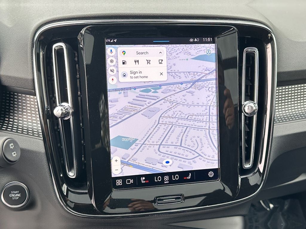 2025 Volvo XC40 B5 Plus Dark Theme Volvo Certified