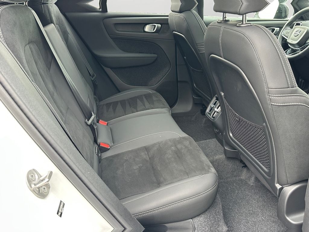 2025 Volvo XC40 B5 Plus Dark Theme Volvo Certified