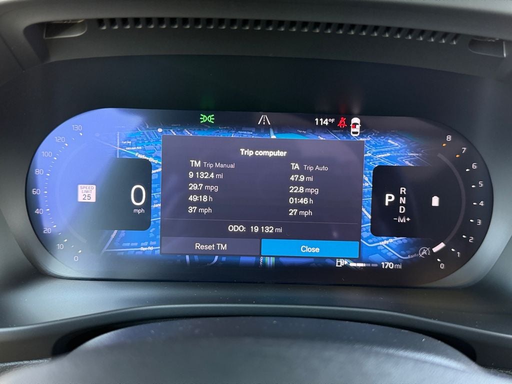 2025 Volvo XC40 B5 Plus Dark Theme Volvo Certified