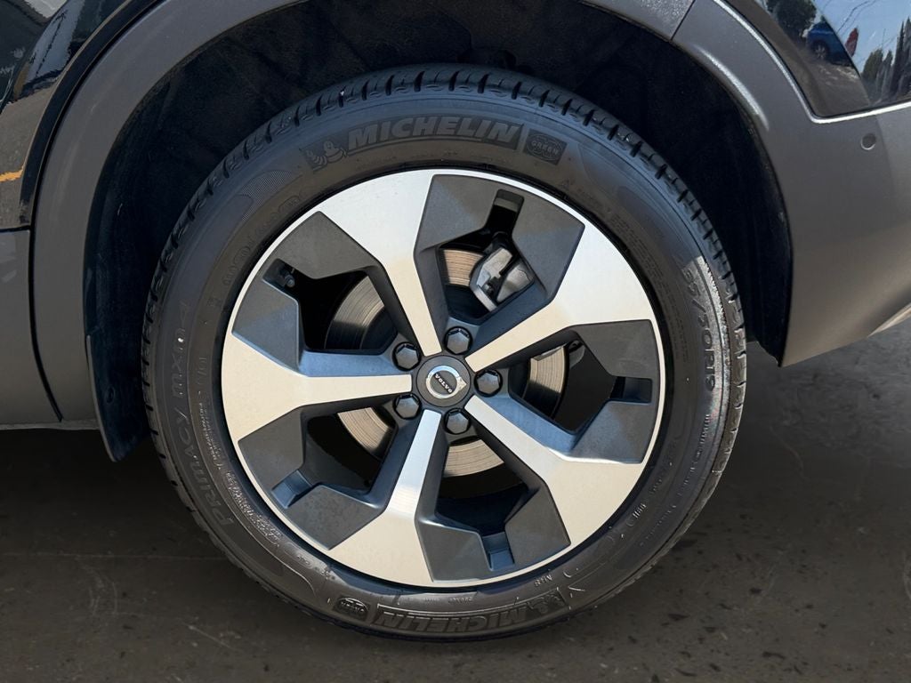 2025 Volvo XC40 B5 Plus Dark Theme Volvo Certified
