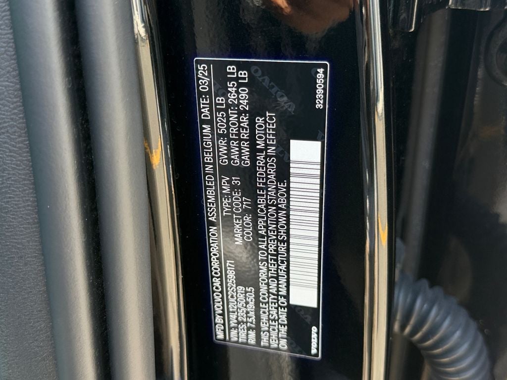 2025 Volvo XC40 B5 Plus Dark Theme Volvo Certified