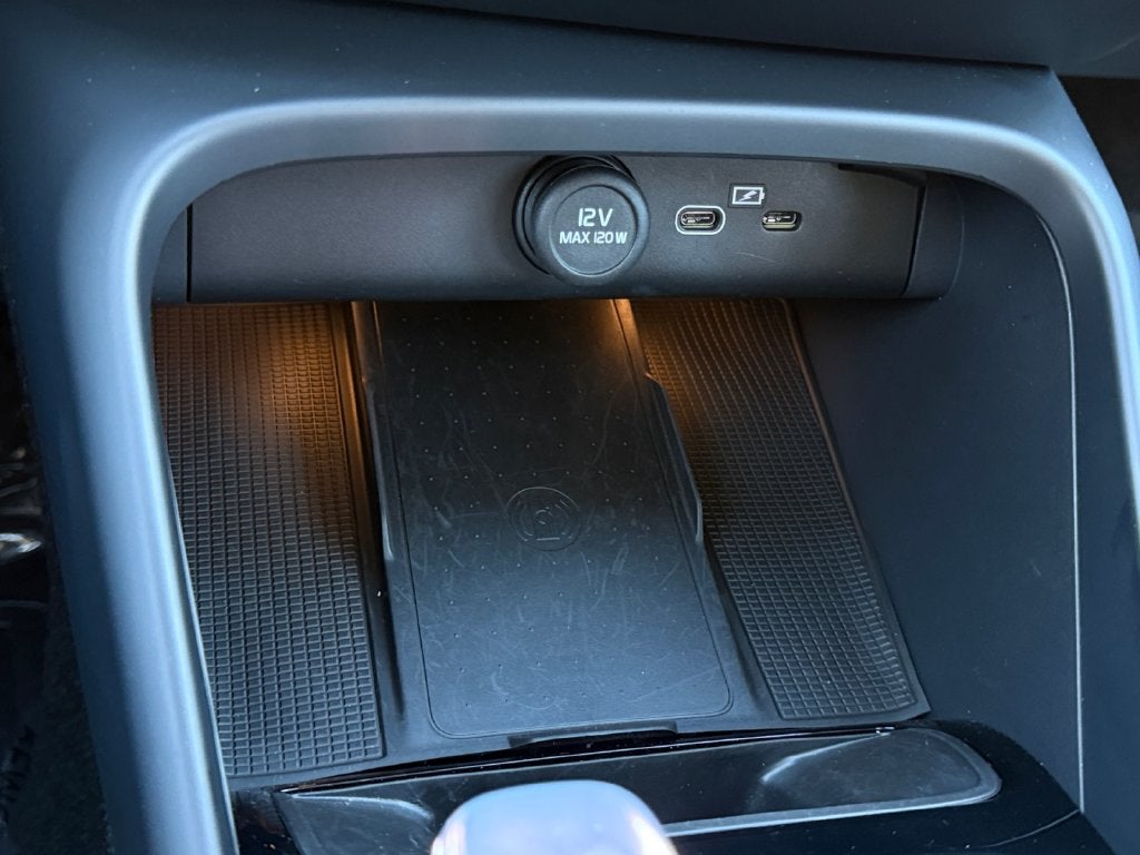 2025 Volvo XC40 B5 Plus Dark Theme Volvo Certified