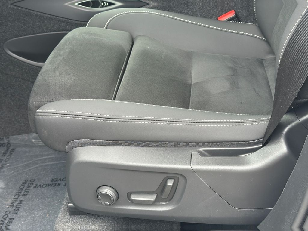 2025 Volvo XC40 B5 Plus Dark Theme Volvo Certified