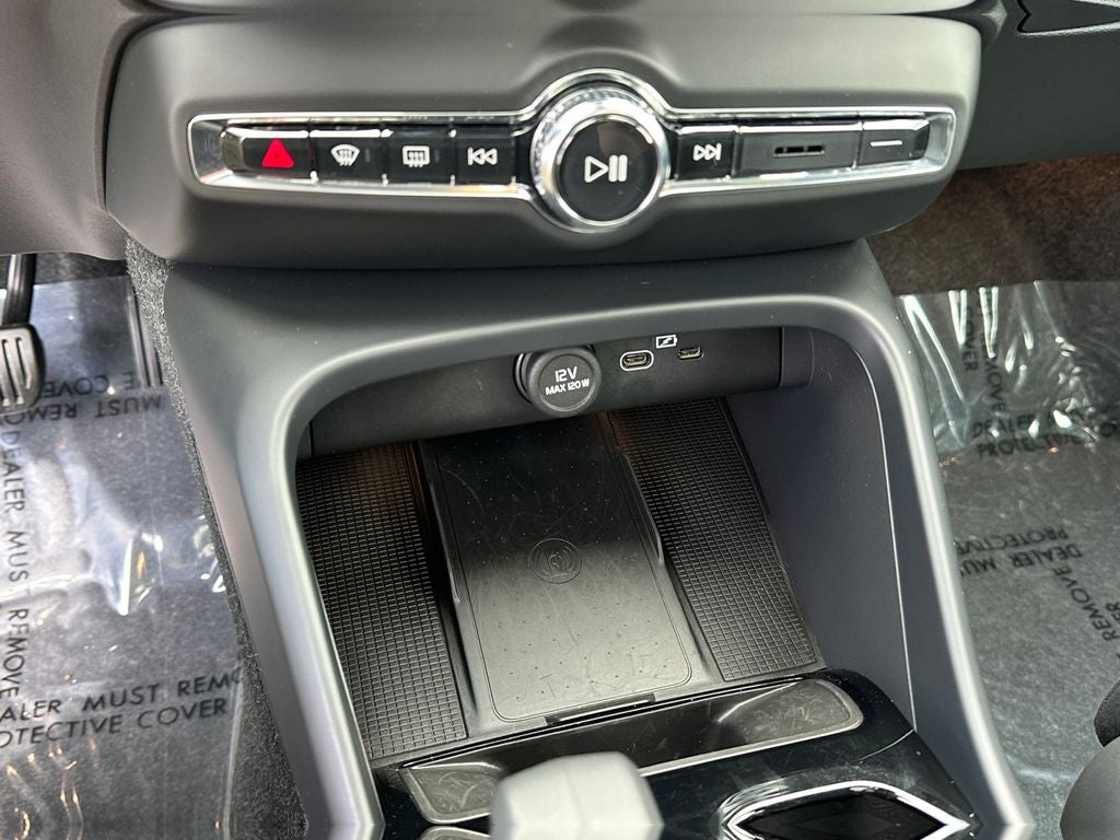 2025 Volvo XC40 B5 Plus Dark Theme Volvo Certified