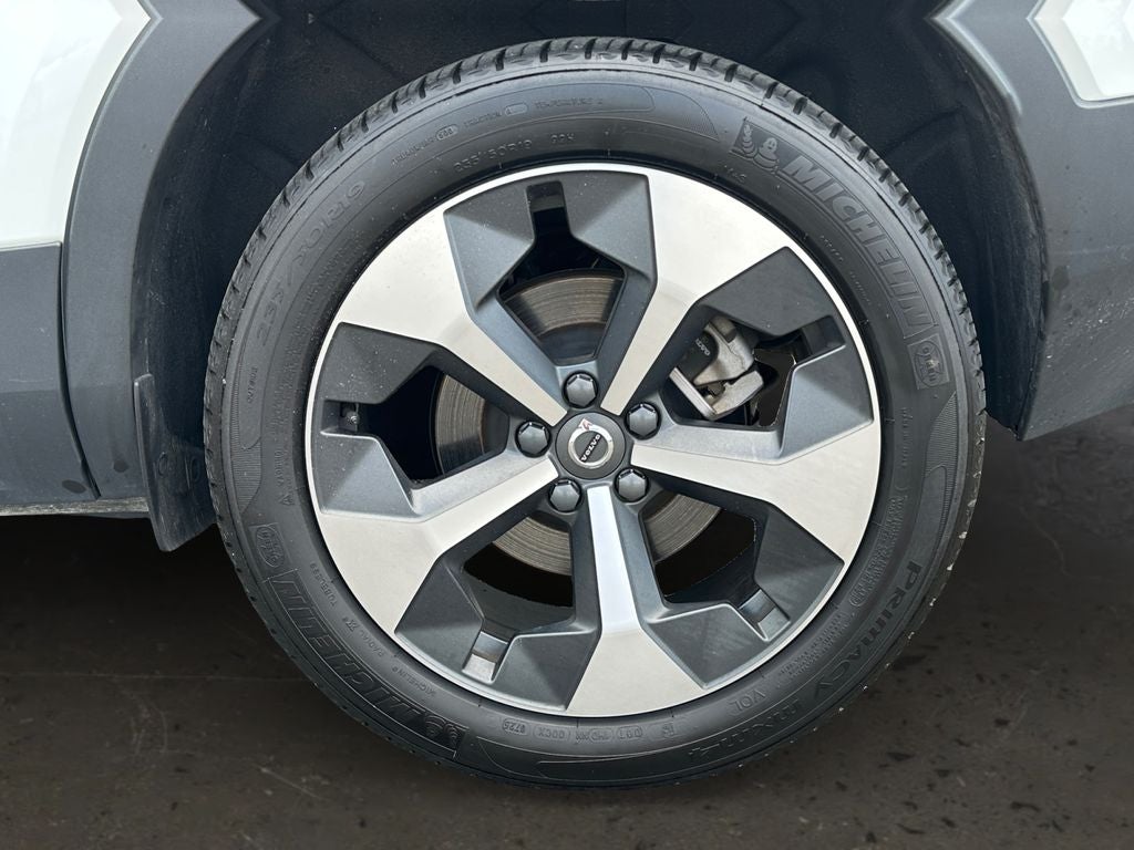 2025 Volvo XC40 B5 Plus Dark Theme Volvo Certified