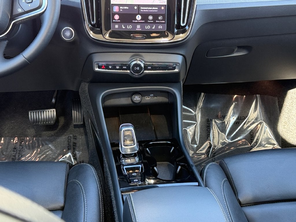 2025 Volvo XC40 B5 Plus Dark Theme Volvo Certified