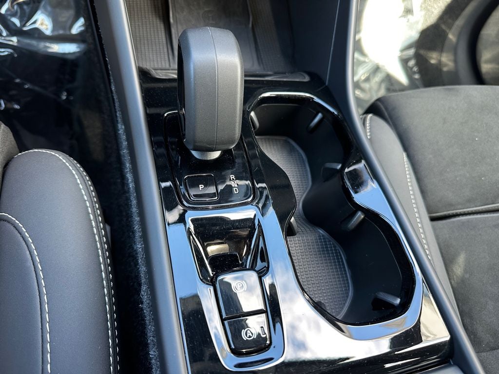 2025 Volvo XC40 B5 Plus Dark Theme Volvo Certified