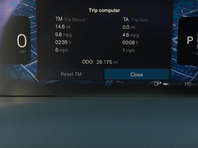 2024 Volvo XC40 B5 Plus Bright Theme