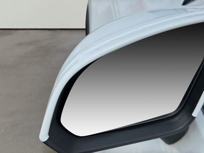2024 Volvo XC40 B5 Plus Bright Theme