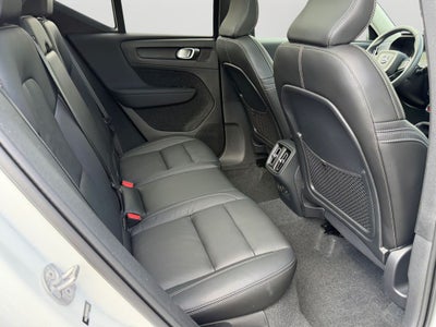 2024 Volvo XC40 B5 Plus Bright Theme