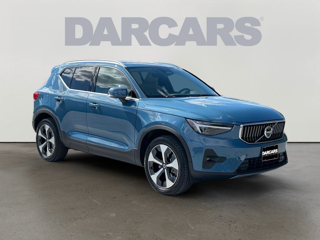2024 Volvo XC40 Plus