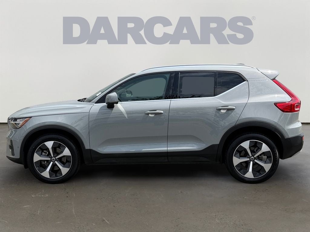 2025 Volvo XC40 B5 Plus Bright Theme Volvo Certified