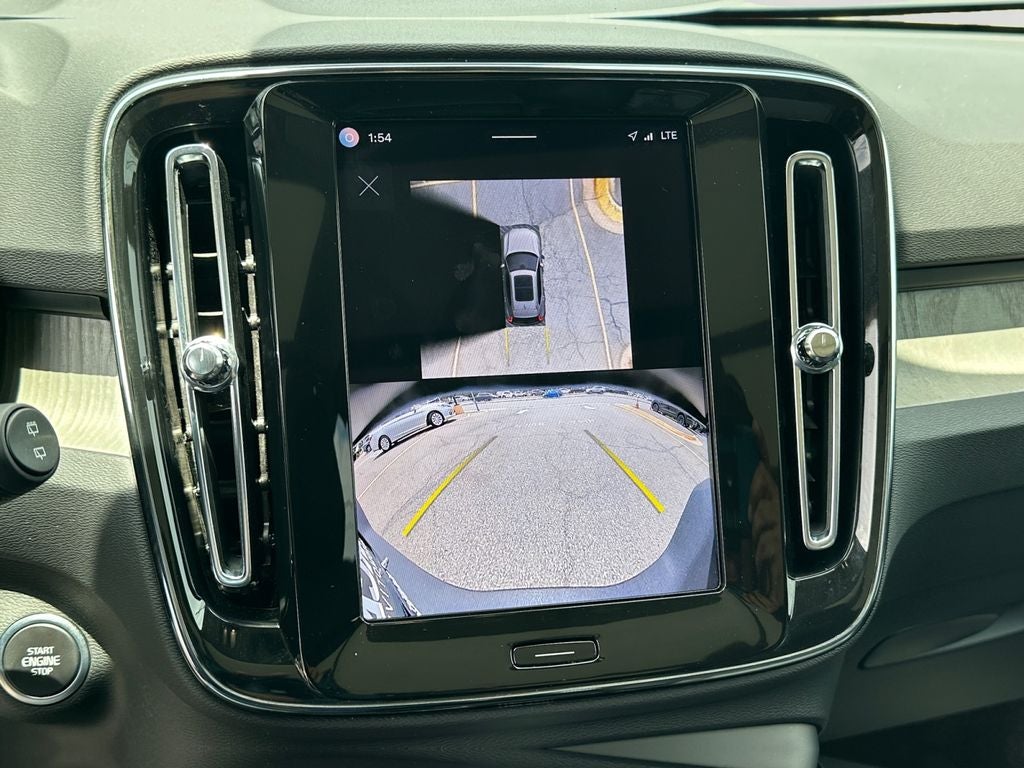 2025 Volvo XC40 B5 Plus Bright Theme Volvo Certified
