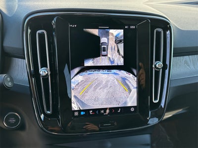 2025 Volvo XC40 B5 Ultra Bright Theme Volvo Certified Pre-Owned