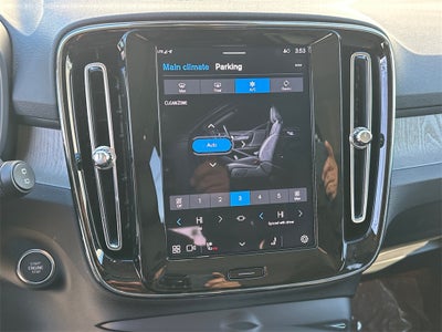 2025 Volvo XC40 B5 Ultra Bright Theme Volvo Certified Pre-Owned
