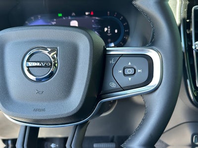 2025 Volvo XC40 B5 Core Volvo Certified