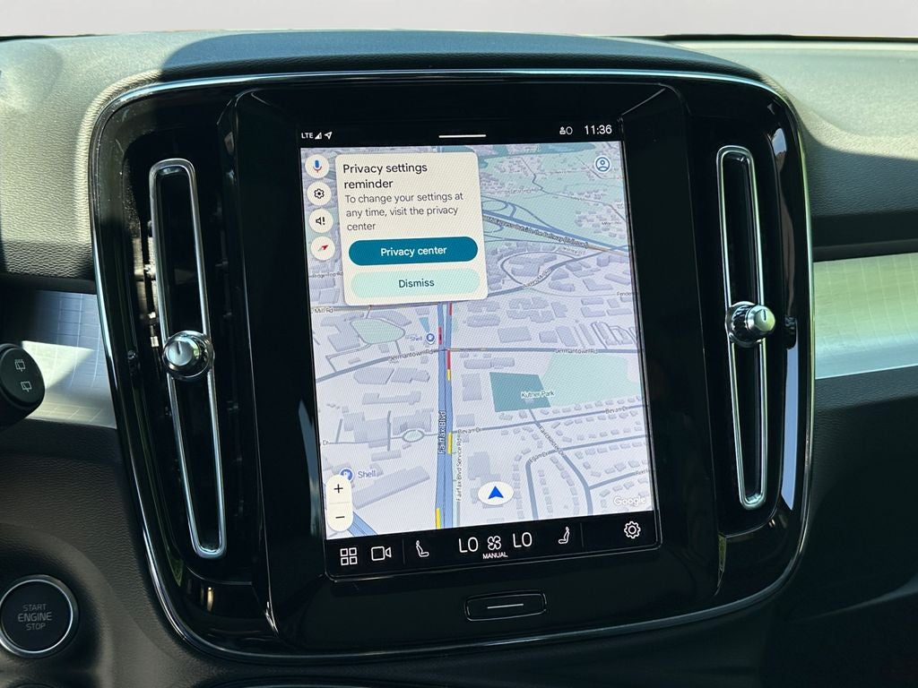 2025 Volvo XC40 B5 Core Volvo Certified