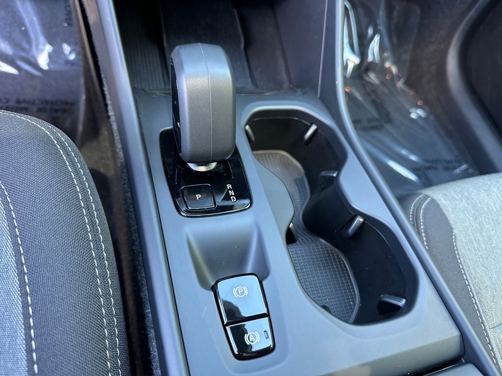 2025 Volvo XC40 B5 Core Volvo Certified