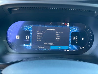 2025 Volvo XC40 B5 Core