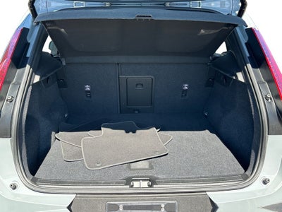 2025 Volvo XC40 B5 Core