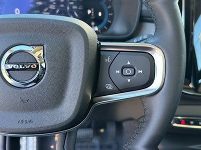 2025 Volvo XC40 B5 Core Volvo Certified