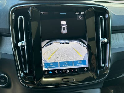 2025 Volvo XC40 B5 Core Volvo Certified