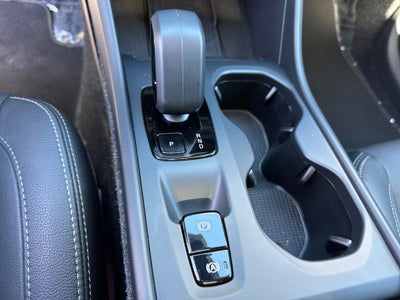 2025 Volvo XC40 B5 Core Volvo Certified