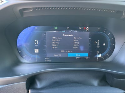 2025 Volvo XC40 B5 Core Volvo Certified