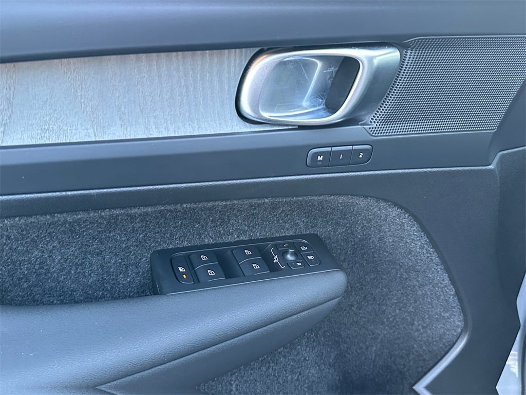 2025 Volvo XC40 B5 Core Volvo Certified Pre-Owned