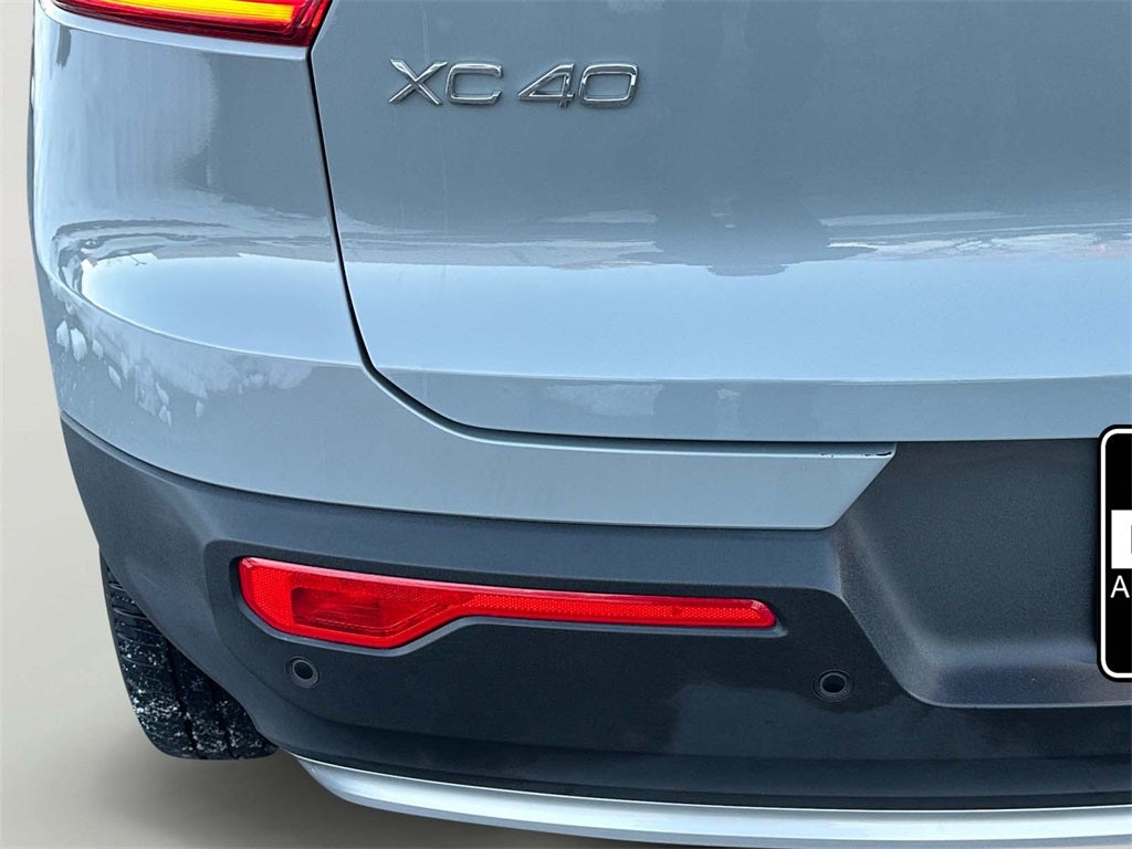 2025 Volvo XC40 B5 Core Volvo Certified Pre-Owned